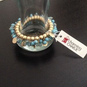 Turquoise bead bracelet